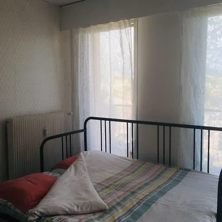 Nice Studio With Balcony 5 Min From The Beach Antibes